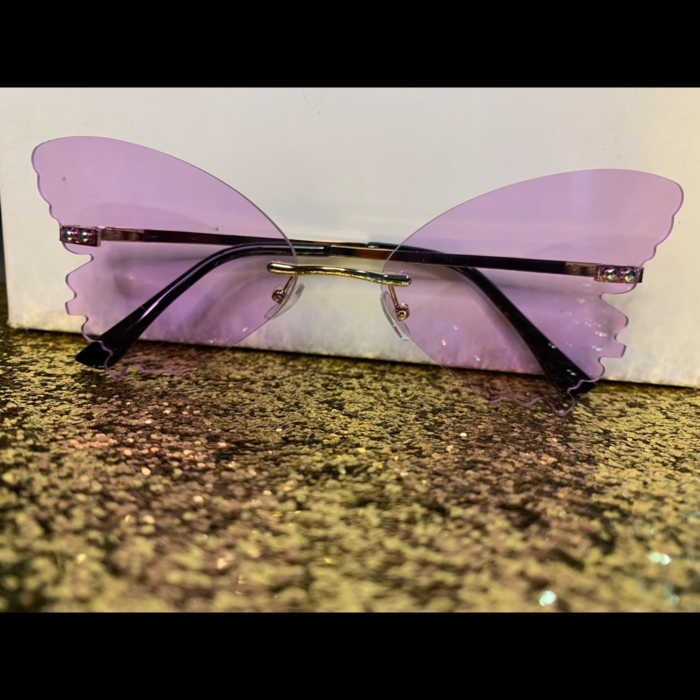Butterfly Shades - Picture 7 of 7